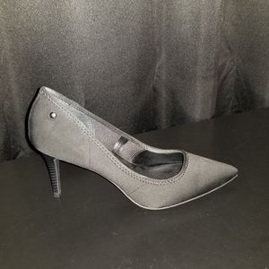 Black Simply Vera Pumps
